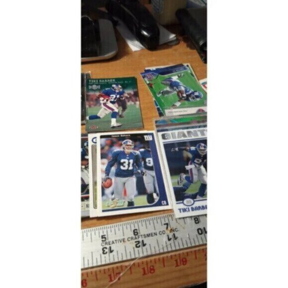 New York Giants 100 Football Card Lot Assorted Years - Picture 11 of 13